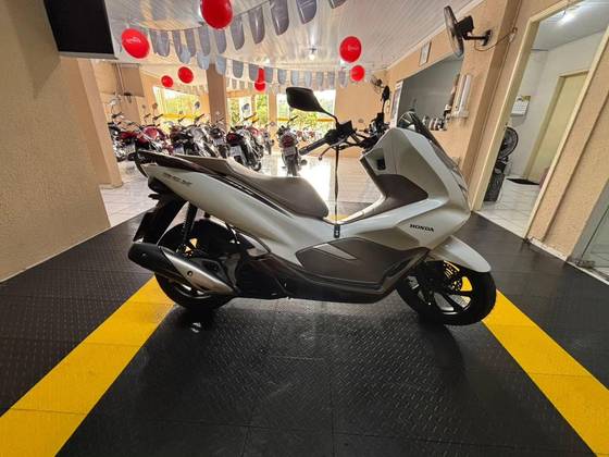 HONDA PCX DLX 